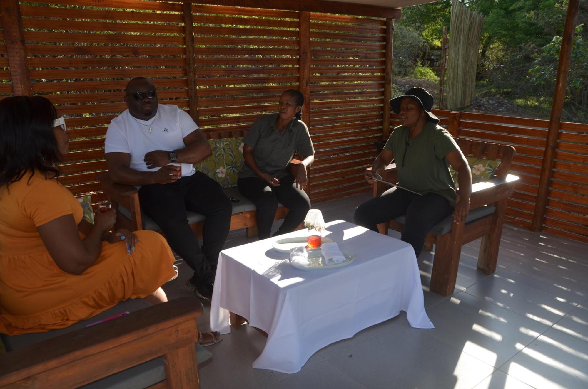 Kholiwe On Kruger Lodge & Safaris Marloth Park Exterior foto