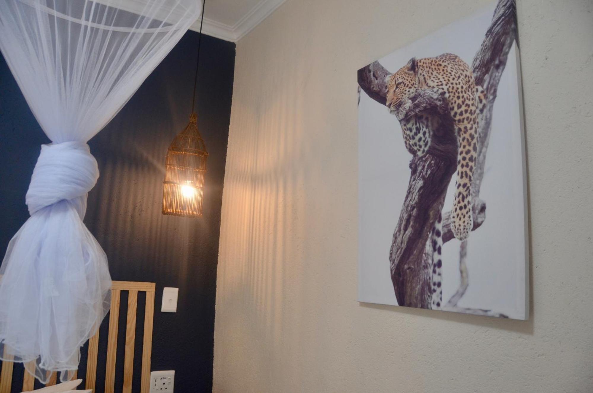 Kholiwe On Kruger Lodge & Safaris Marloth Park Exterior foto